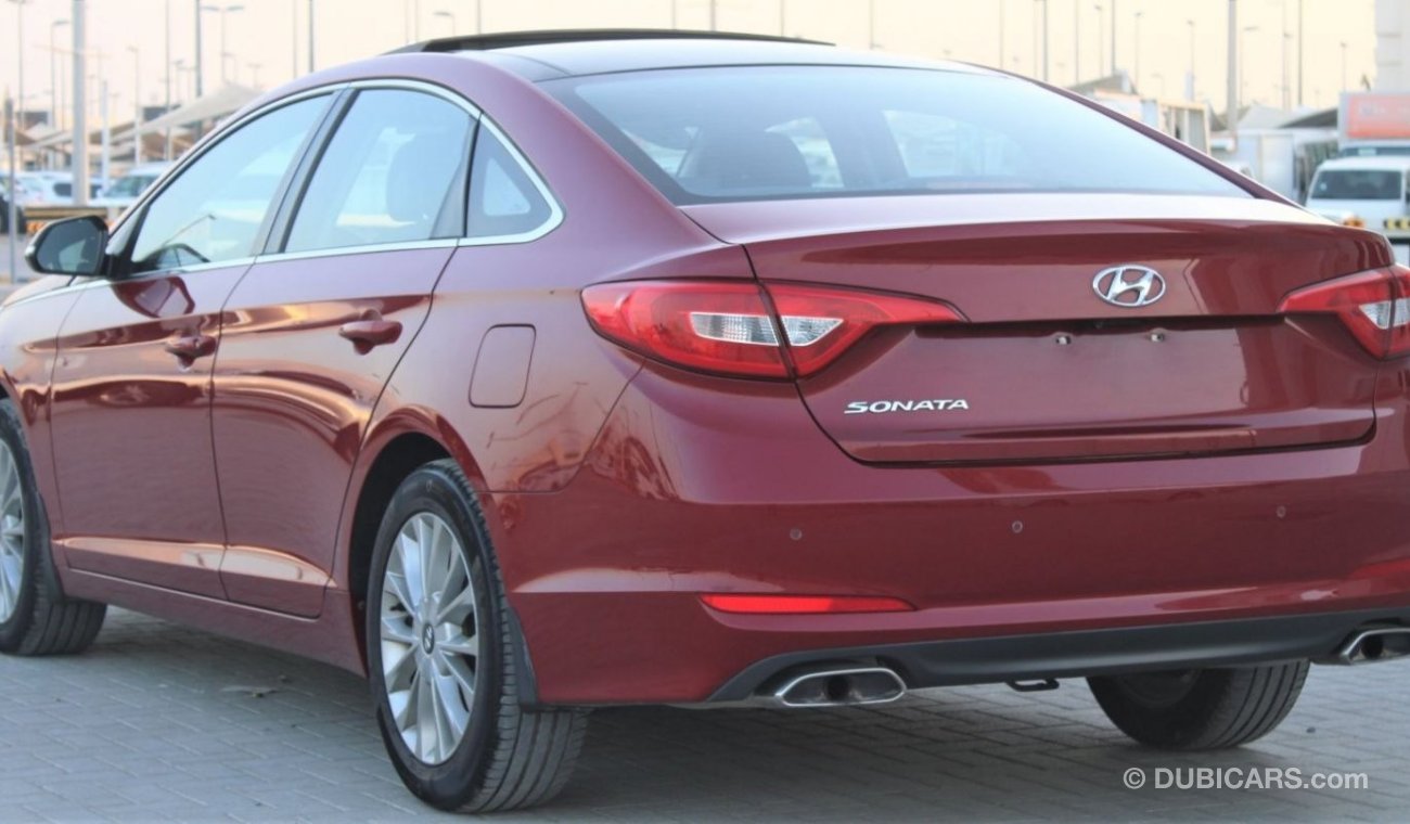 Hyundai Sonata Hyundai Sonata 2016 full option GCC, without accidents, very clean from inside and outside