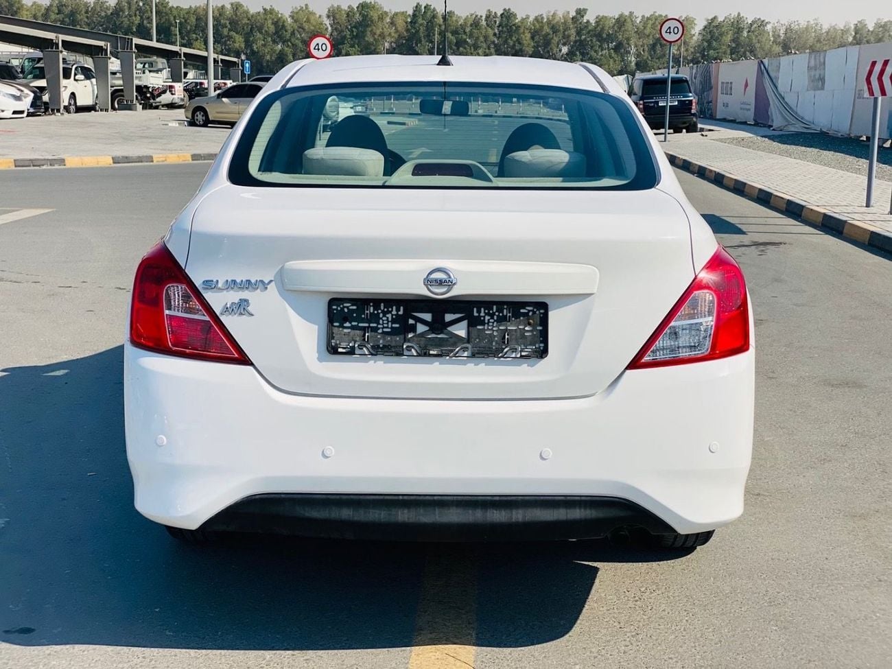 Nissan Sunny SV