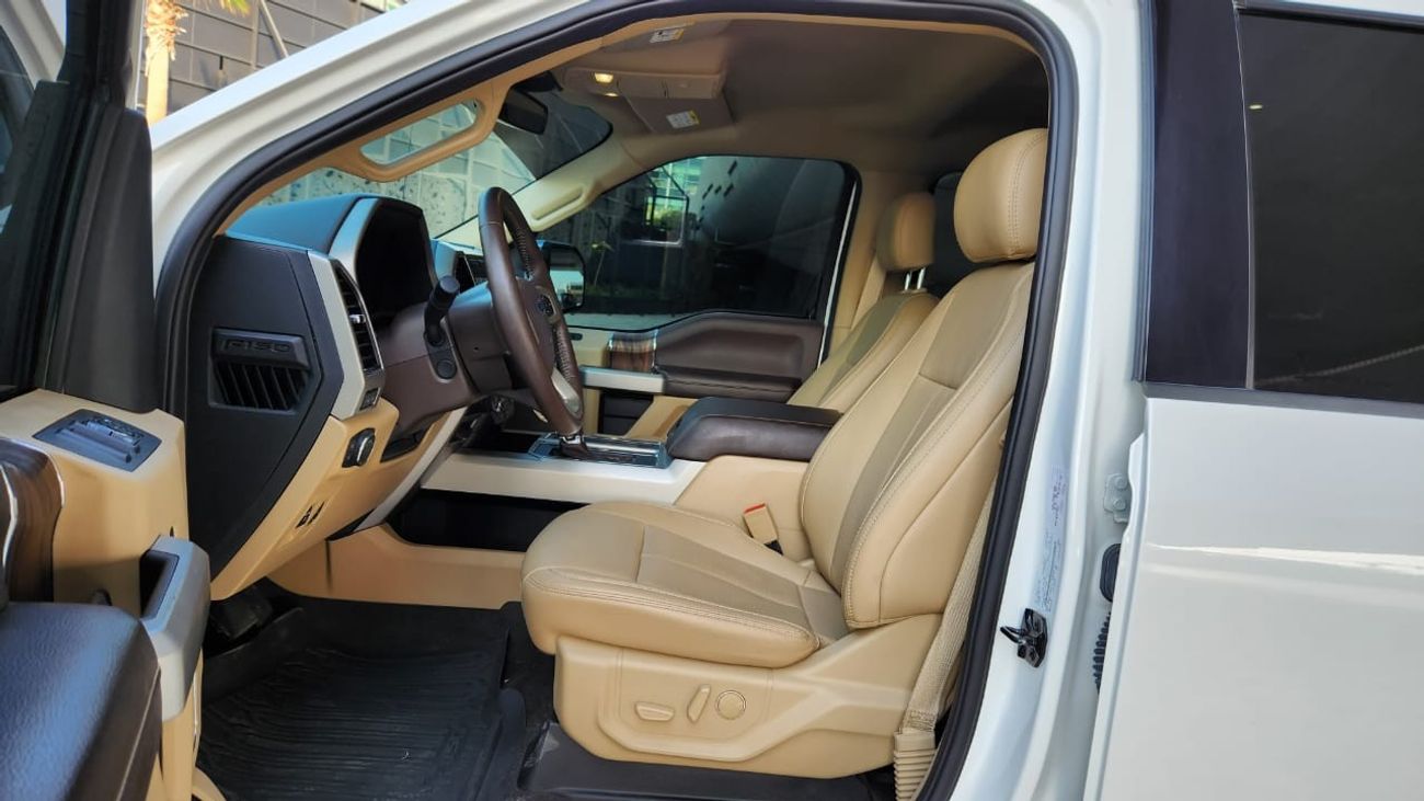Ford F-150 Lariat