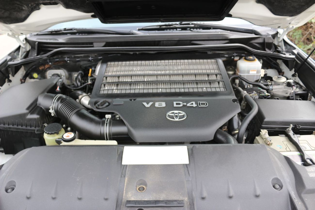 Toyota Land Cruiser GXR2 4.5L