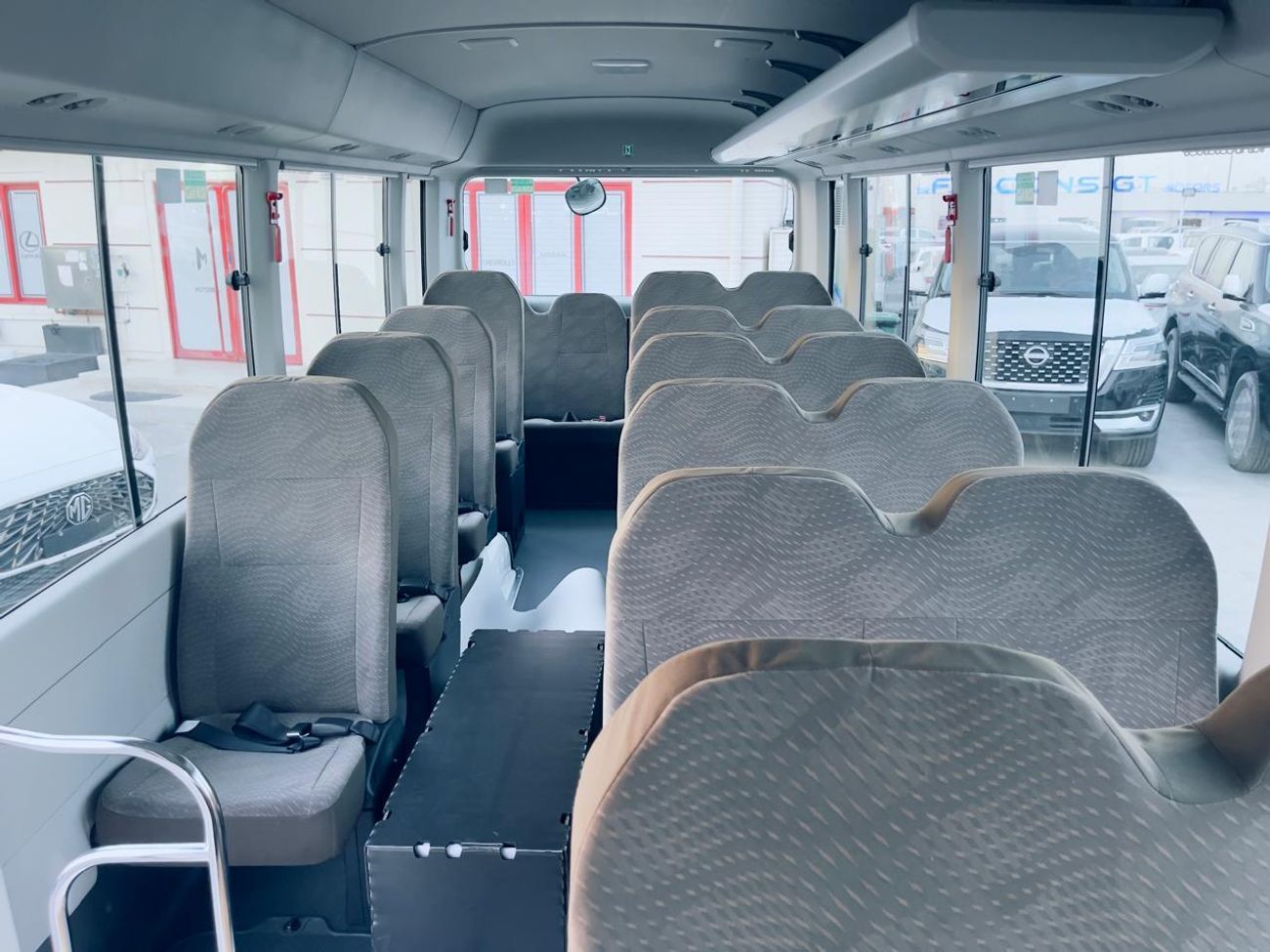 Toyota Coaster toyota coaster 4.0l 2025