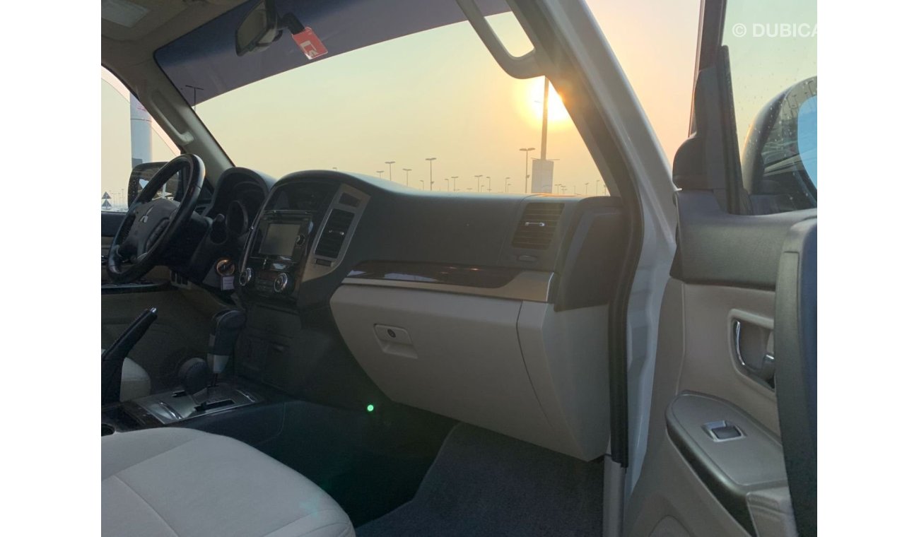 Mitsubishi Pajero 2019 V6 3.0L Sunroof Ref#513