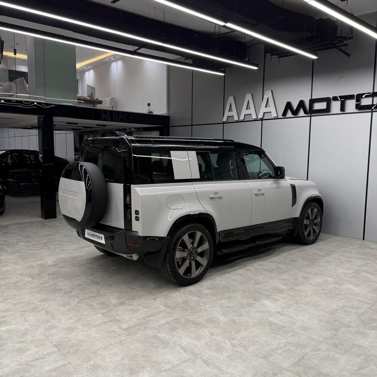 Land Rover Defender 110 P400 X-Dynamic HSE | Brand New | New Color | Al Tayer Warranty & Service Contract