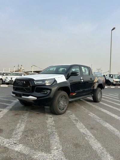تويوتا هيلوكس Toyota Hilux Toyota Hilux GR Sport 4.0L