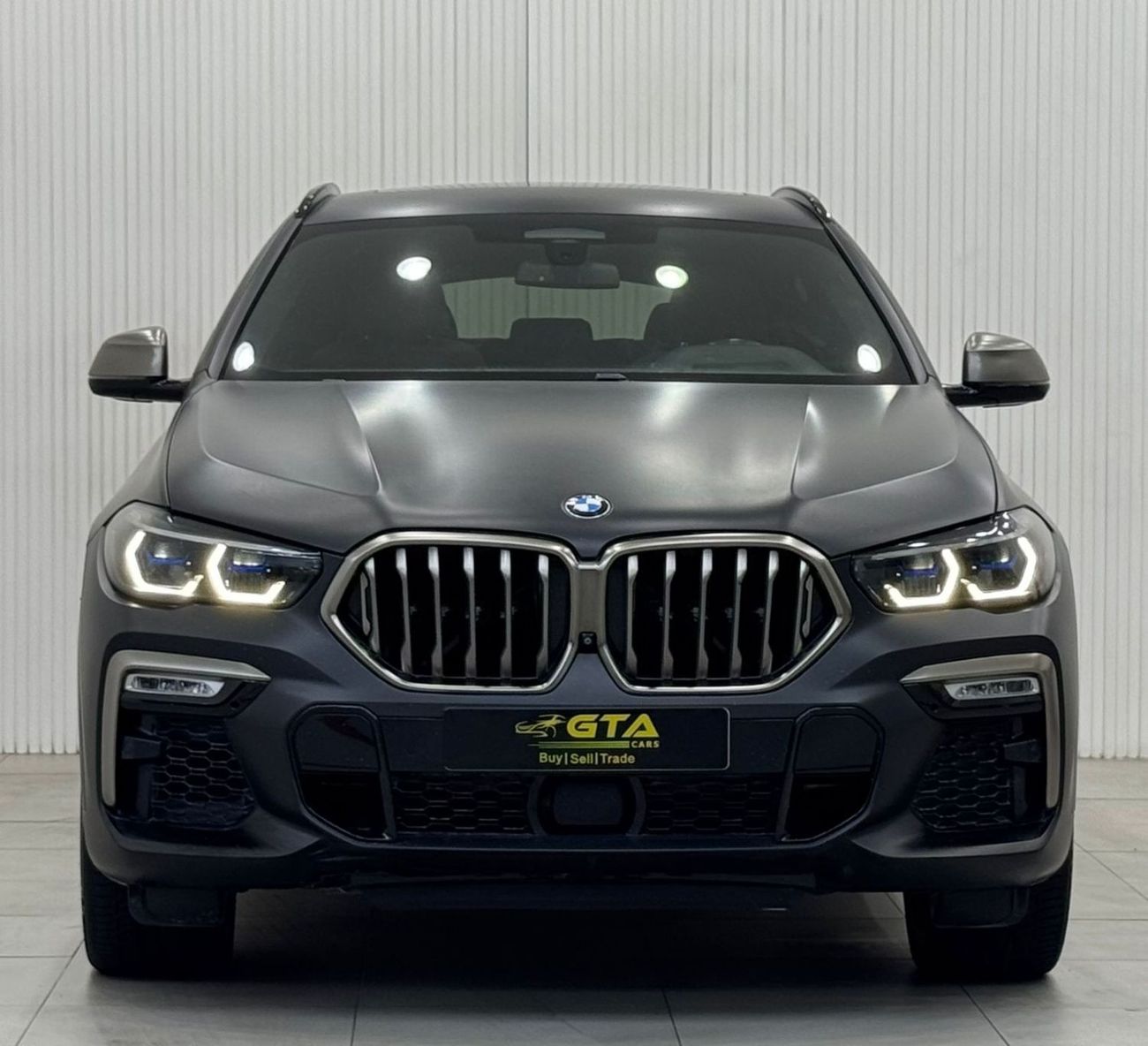 بي أم دبليو X6 M50i 4.4L 2022 BMW X6 M50i, Aug 2026 AGMC Warranty + Service Package, AGMC Full Service History, GCC