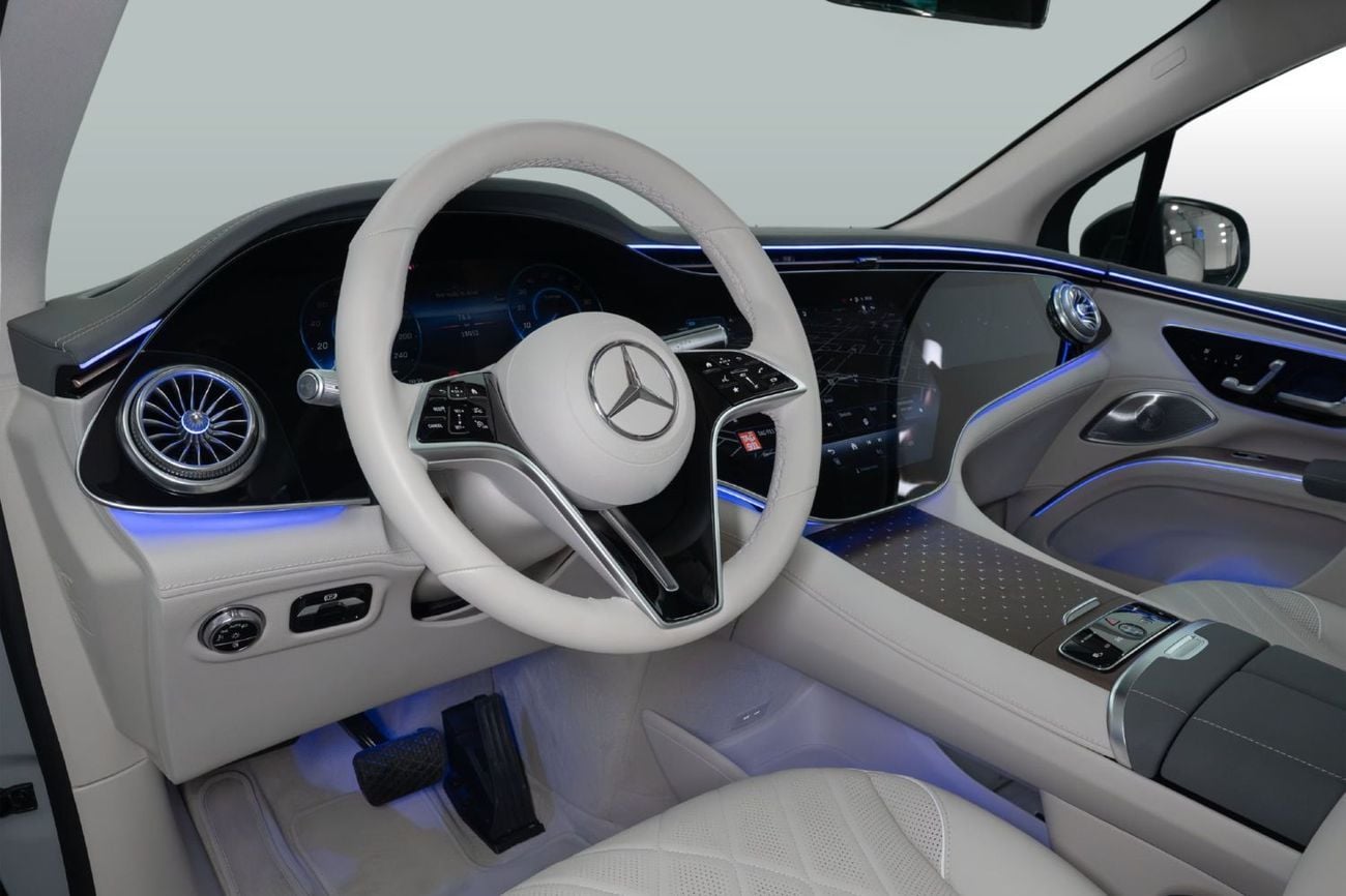 Mercedes-Benz EQS 580 EMC Mercedes-Benz Warranty and Service Package | 0% Downpayment | AED 5,174 P/M |