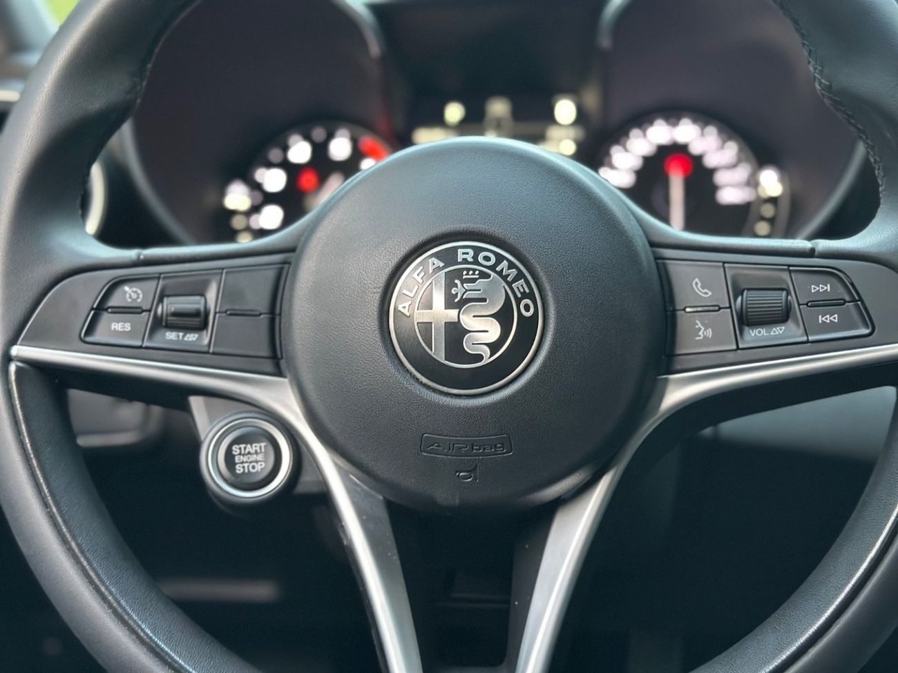 Alfa Romeo Giulia Veloce 2.0L AWD | 2019 | GCC Specs | Gargash | Full Service History | Excellent Condition