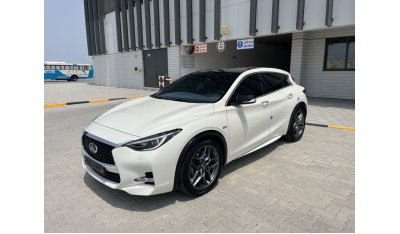 Infiniti Q30 Sport