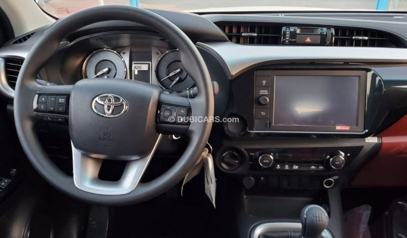 Toyota Hilux Toyota Hilux Pick Up SR5 Double Cabin M/T 22MY 2.4L 4x4 Diesel