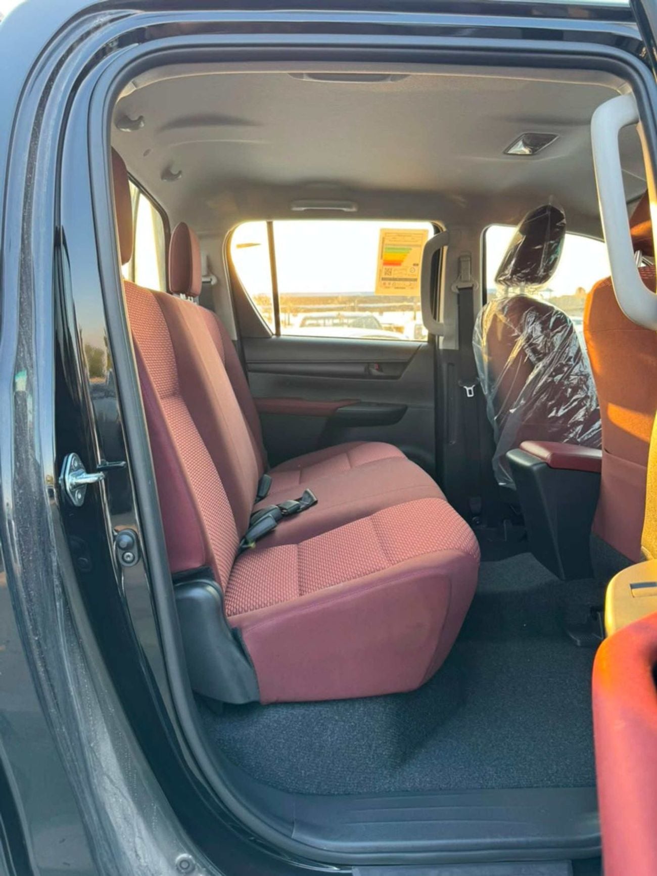 تويوتا هيلوكس GLX DOUBLE CABIN || 2.7L PETROL A/T 4WD / MANUAL AC / FR&RR CHROME BUMPERS WITH HUK (CODE # HPAME)