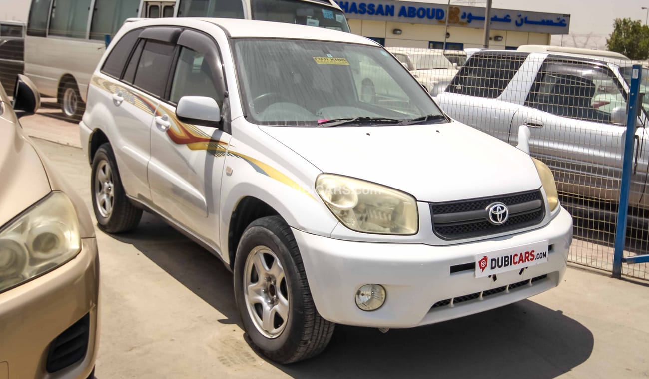 تويوتا راف ٤