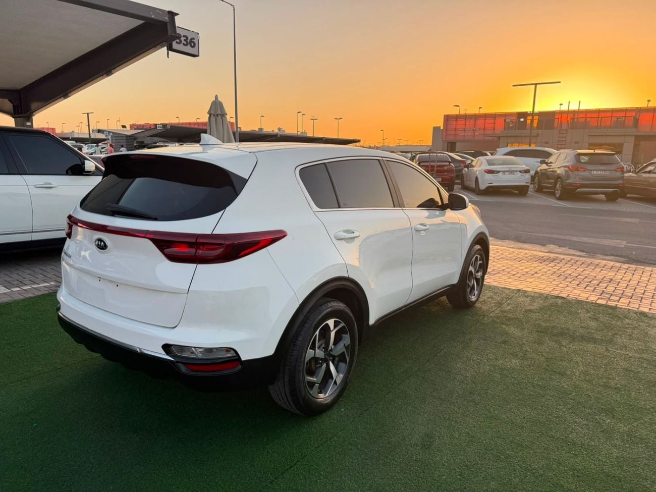 كيا سبورتيج LX تحكم بالاستيرنج رنجات الوكاله استخدام بسيط