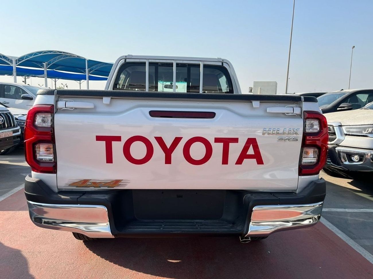 تويوتا هيلوكس HILUX SR5 2.7L 2025 PUSH START