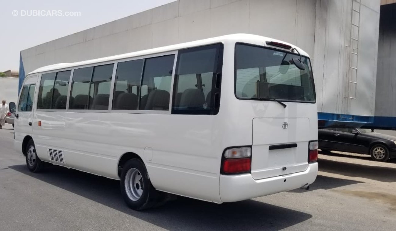Toyota Coaster 2014, Petrol, 29 Seats, Perfect in Condition [Left-Hand Drive]