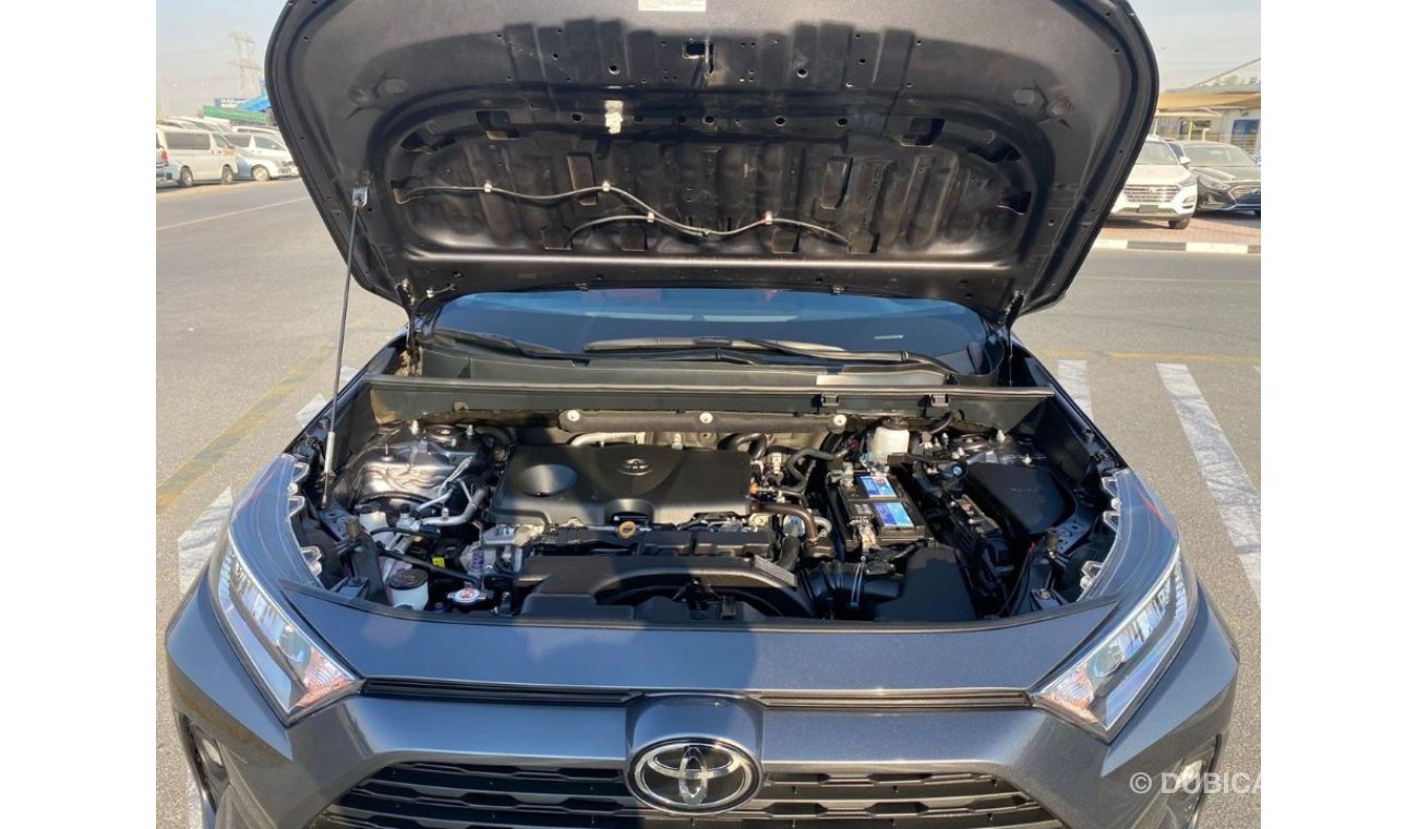 Toyota RAV4 LE AWD SPORTS AND ECO 2.5L V4 2019 AMERICAN SPECIFICATION