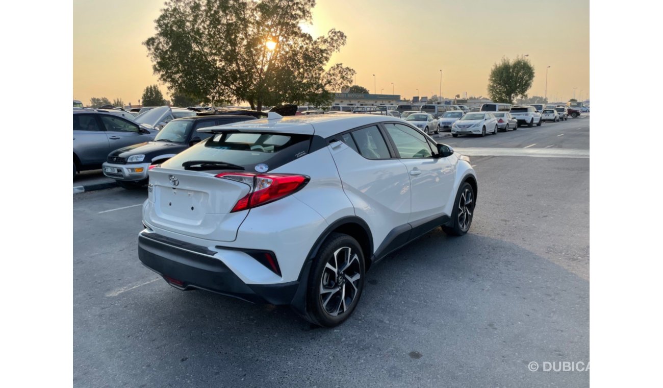 تويوتا C-HR Toyota C-HR 2.0 imported from USA  Very clean inside and outside