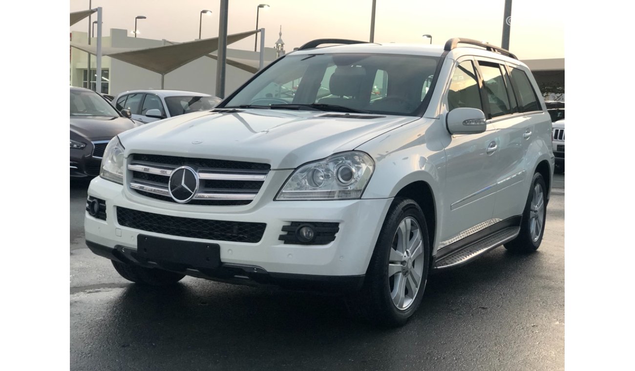 Mercedes-Benz GL 450 Mercedes benz GL500 model 2008 GCC car perfect condition very clean from inside and outside