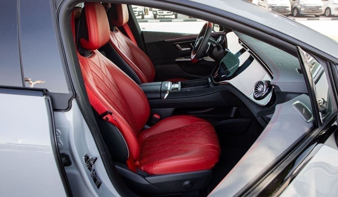 مرسيدس بنز EQE 43 AMG Electric Motors AWD | Night Package | 2023 | For Local Registration +10%