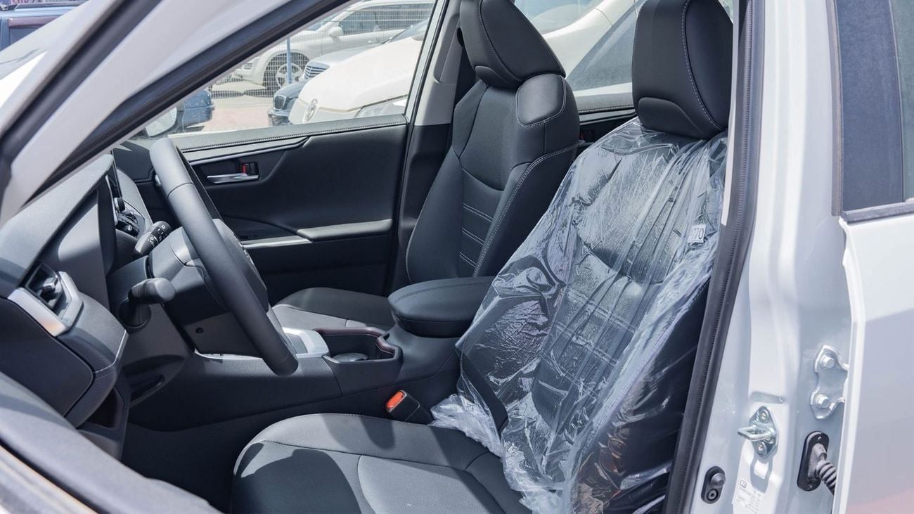 تويوتا راف ٤ 2025 Toyota RAV4 Limited 2.5L AWD AT Hybrid (White)