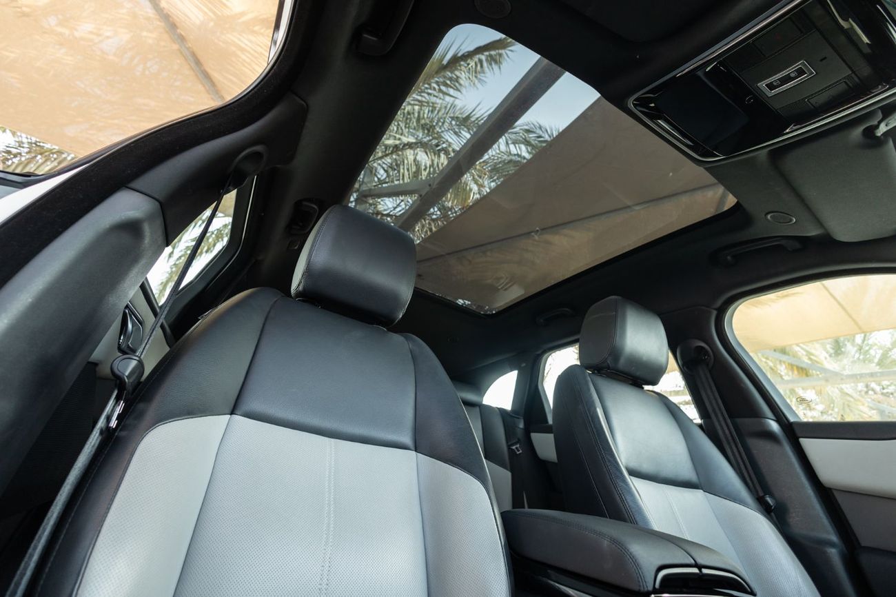 Land Rover Range Rover Velar Dynamic SE P250 2.0L