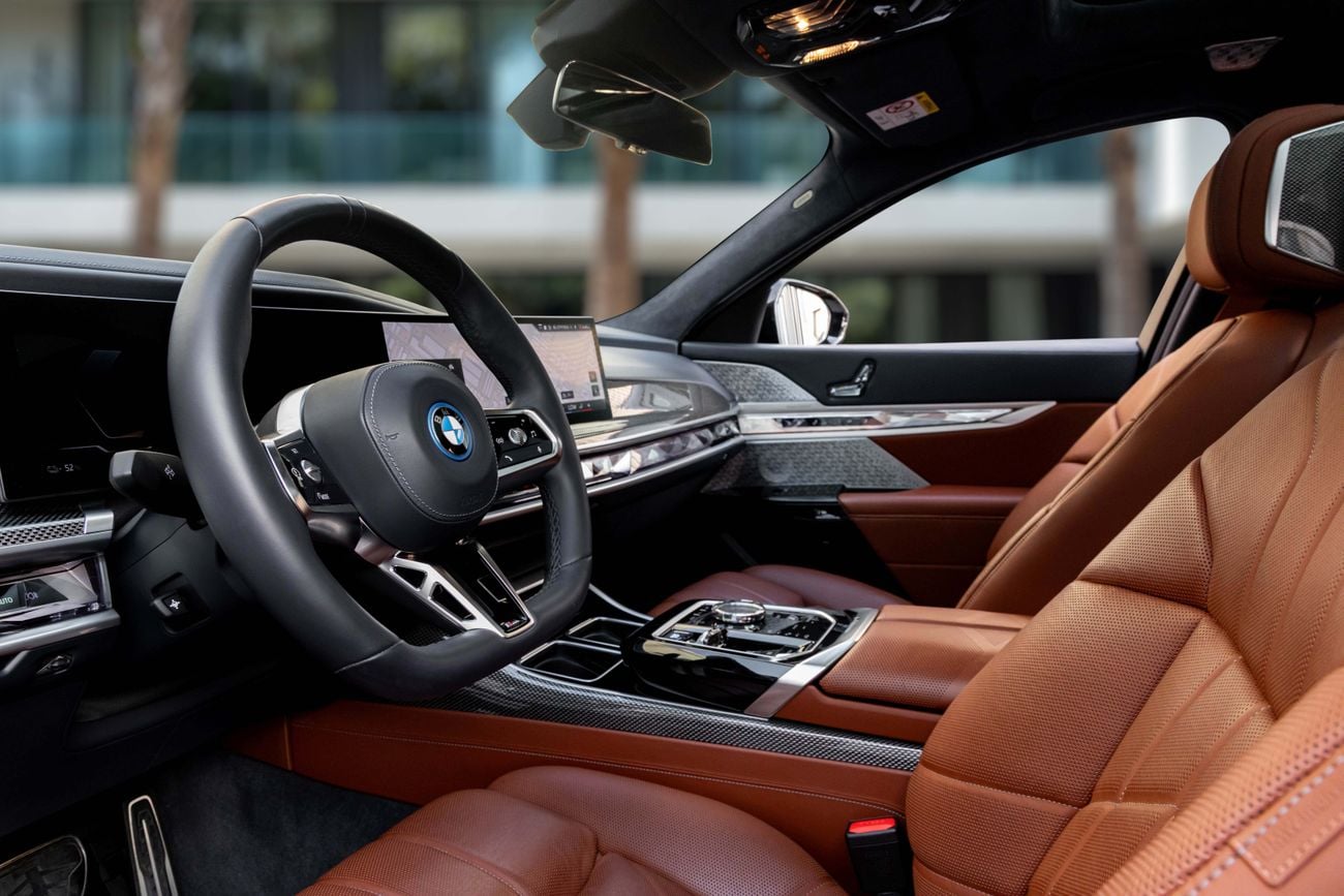 بي أم دبليو i7 i7 | 6,855 P.M | 0% Downpayment | Full BMW History