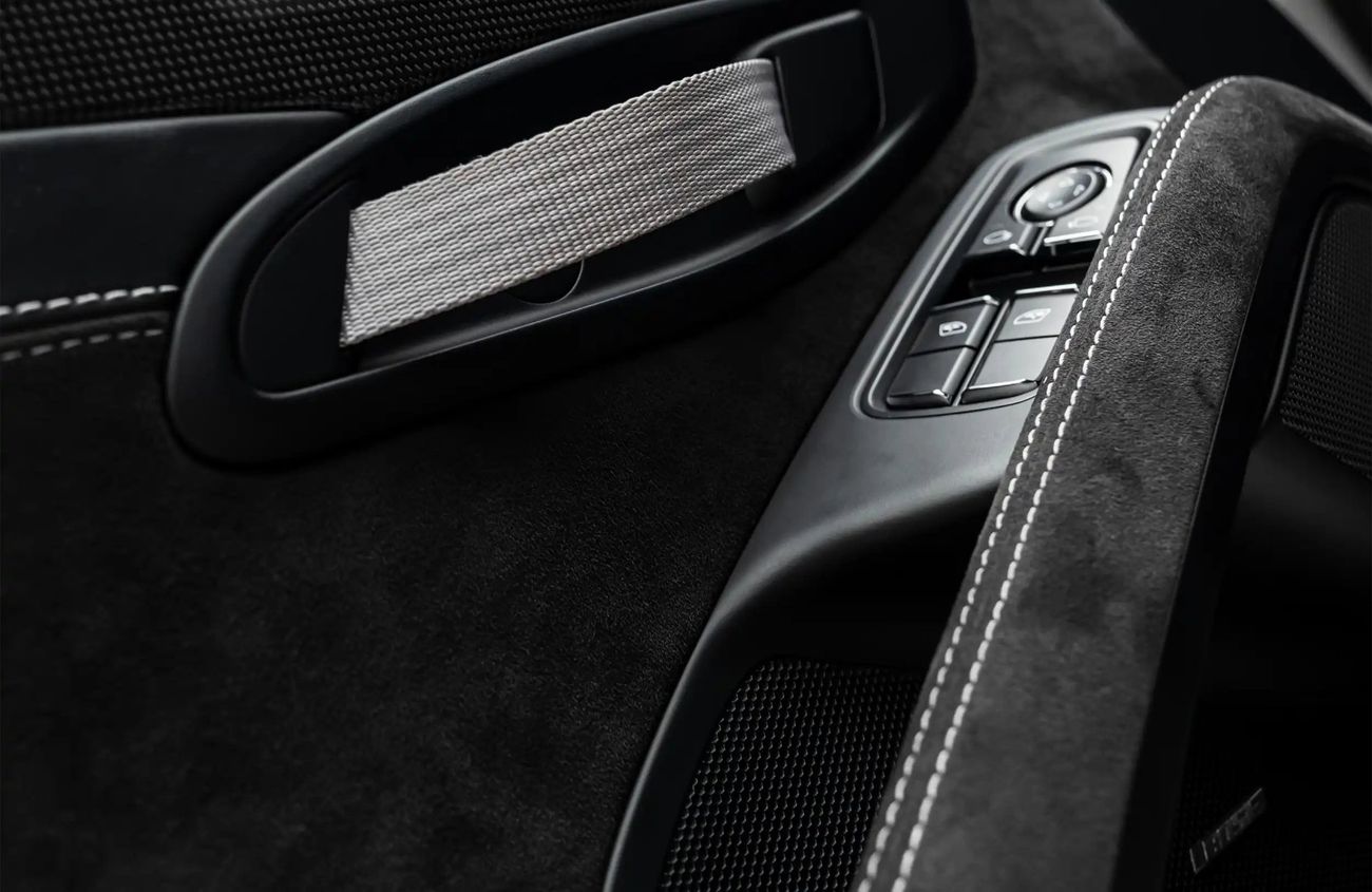 Porsche 911 4.0L F-6 Naturally Aspirated Engine