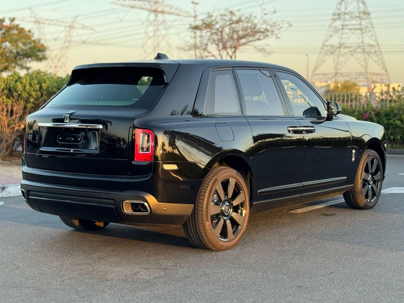 رولز رويس كولينان BLACK BADGE GCC SPEC BRAND NEW