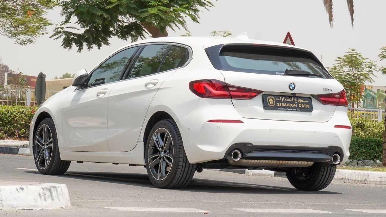 BMW 120i 2024!! LOW MILEAGE!! THREE YEARS WARRANTY