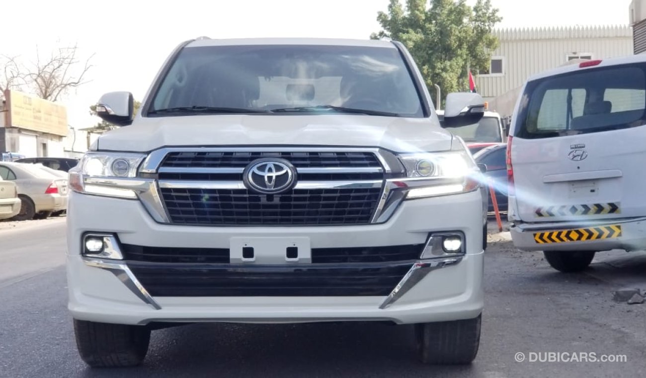 Toyota Land Cruiser 2012 V6 *Shape 2021* Modified 2020 GX "Inside & Outside" *Sun-roof* Perfect Condition