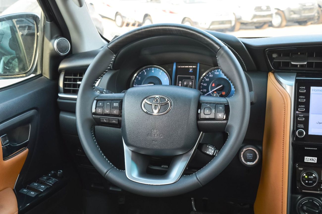 Toyota Fortuner TOYOTA FORTUNER 4.0L V6 4WD PETROL SUV 2025