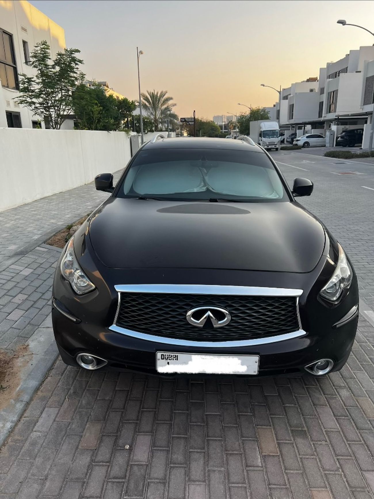 Infiniti QX70 Luxe Sensory