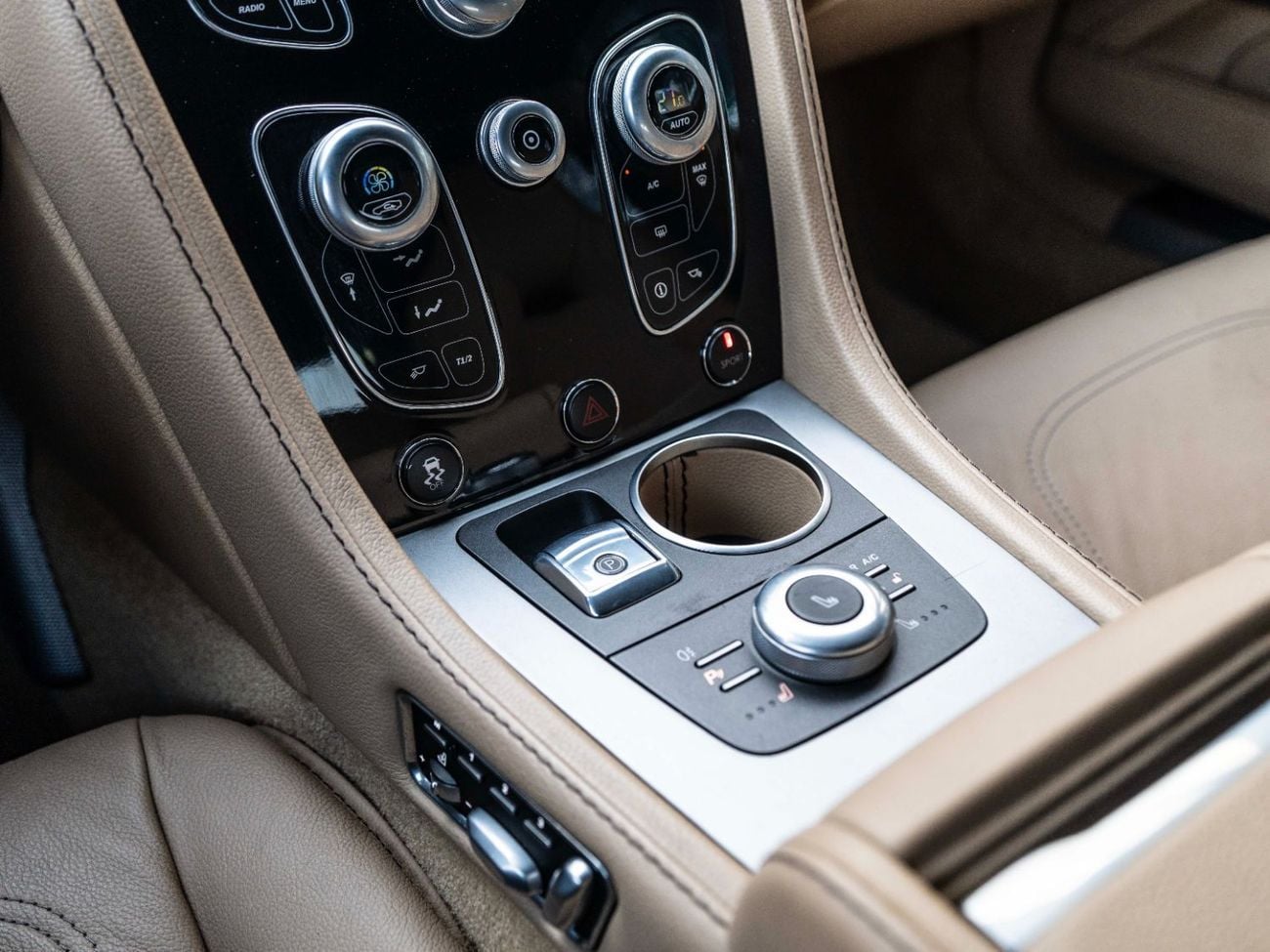 Aston Martin Rapide S