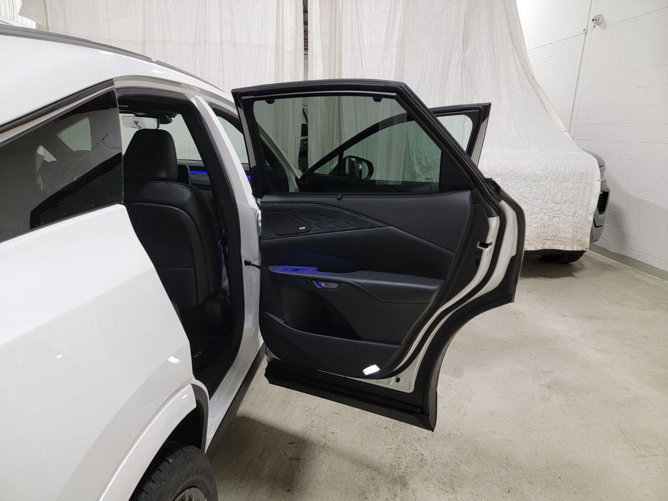 لكزس RX 350 EXECUTIVE ( Canadian Spec )