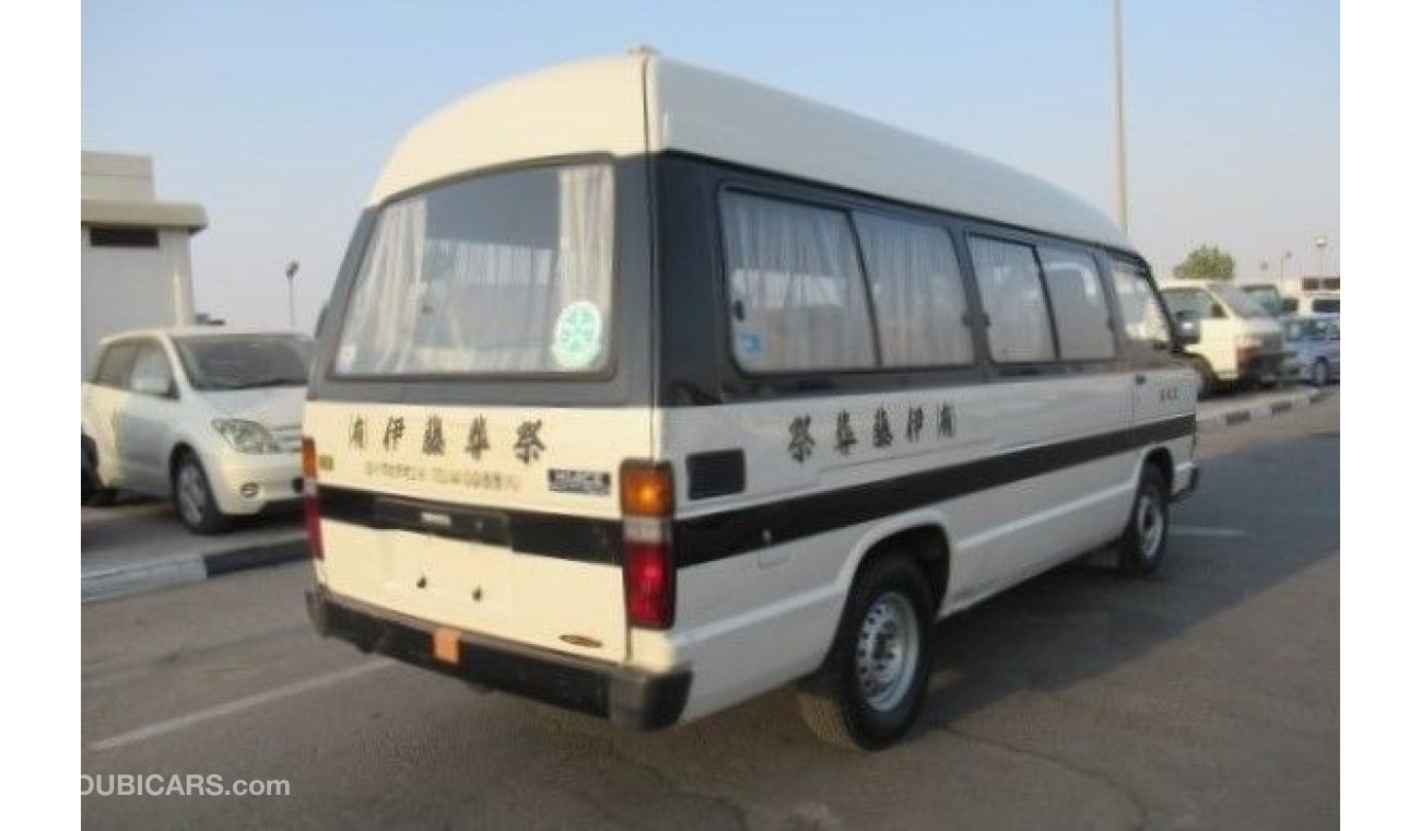 تويوتا هاياس TOYOTA HIACE RIGHT HAND DRIVE (PM1003)