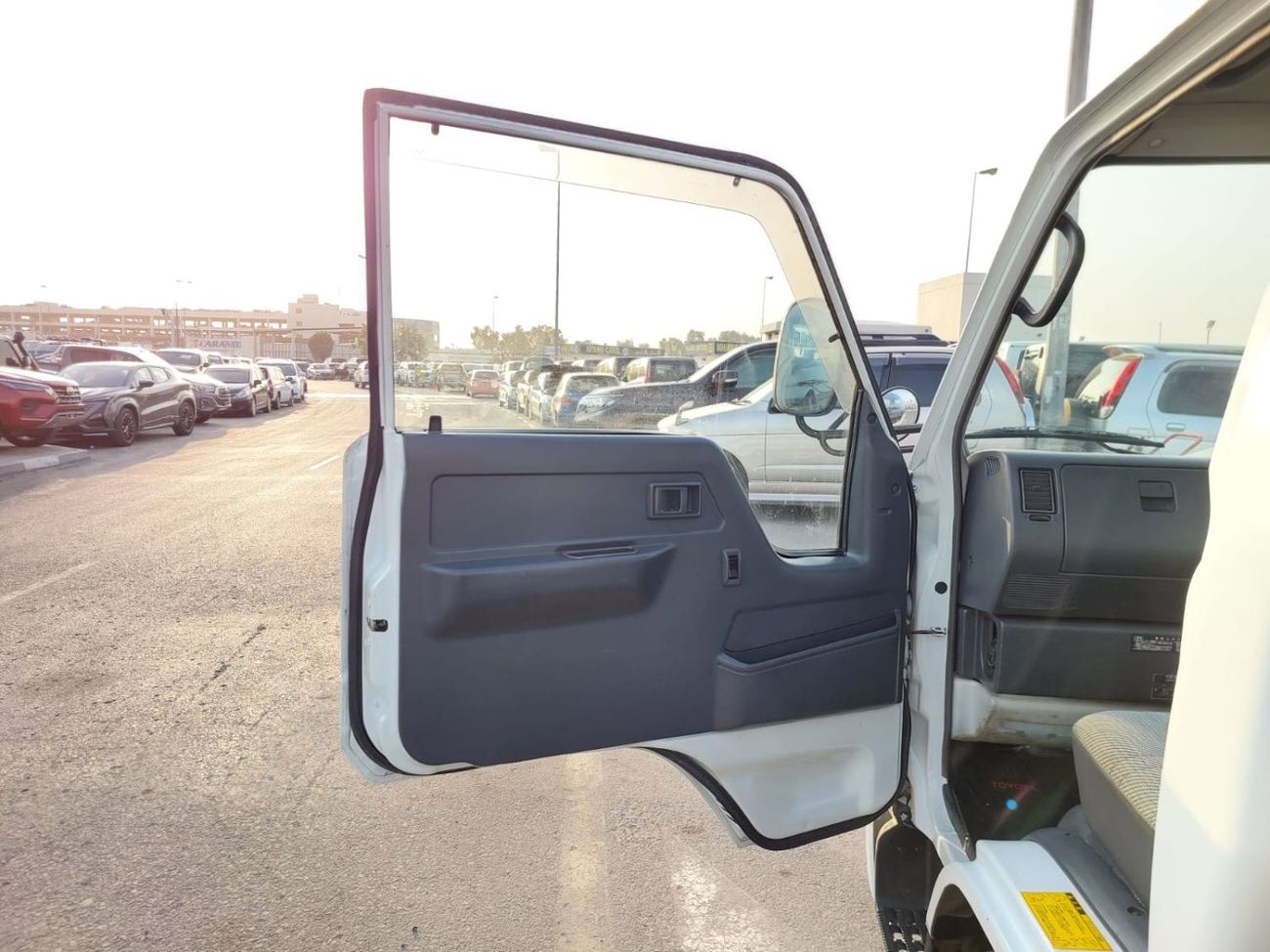 تويوتا داينا 1998 TOYOTA DYNA TRUCK RHD 3.4 L DIESEL MANUAL(PM09626)