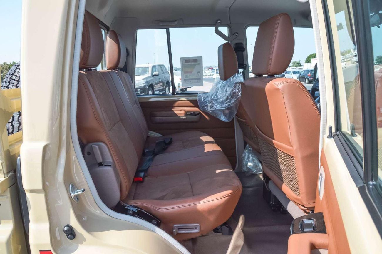 تويوتا لاند كروزر بيك آب TOYTOA LAND CRUISER 79 4.0L 4WD AT DC PICKUP 2025