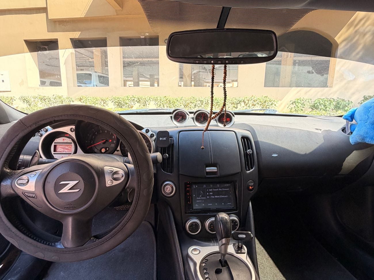 نيسان 370Z STD