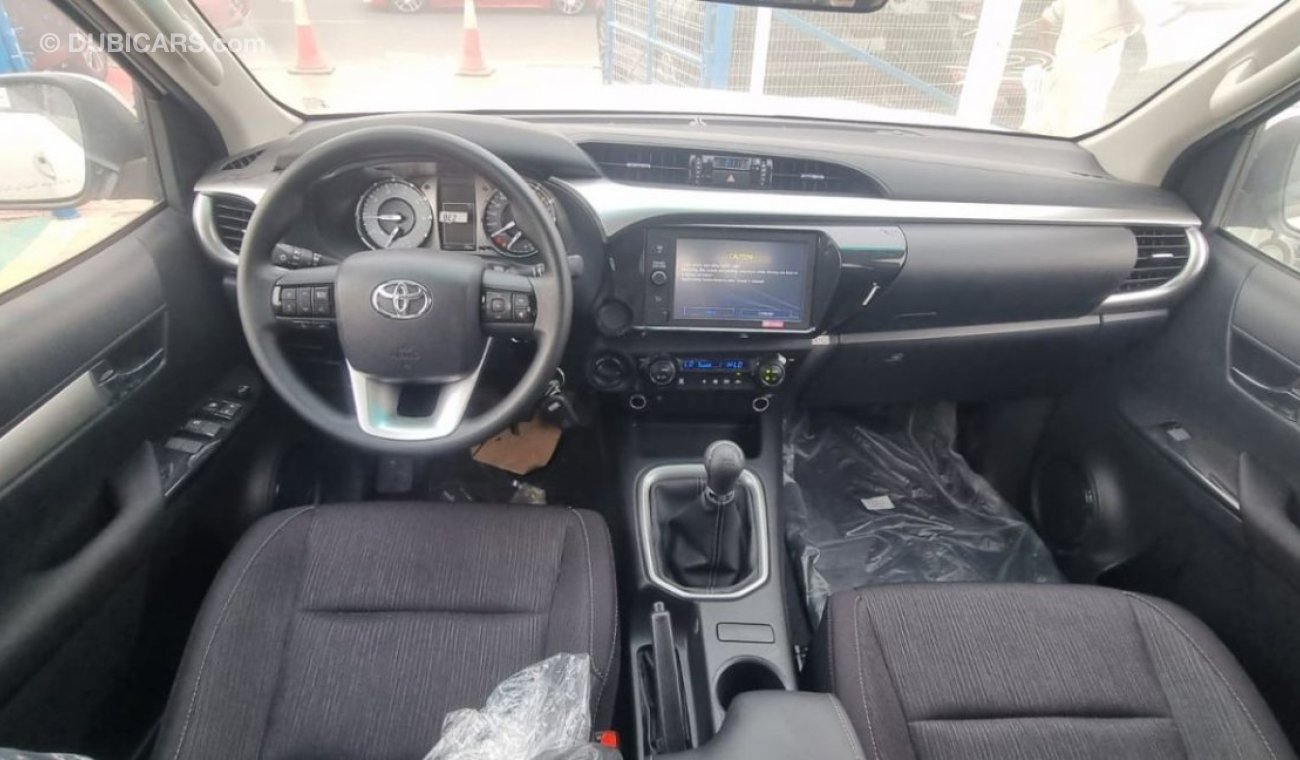 Toyota Hilux 2.4  deseil manual gear D/C  4X4  DOUBLE AC  2023  MODEL