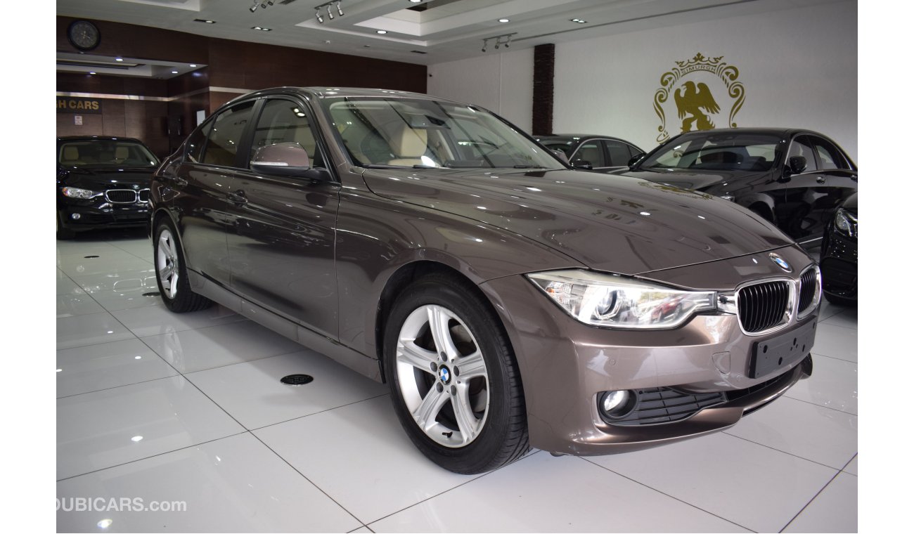 بي أم دبليو 316 BMW 316i - Full Option - 2014 - GCC - FSH - Immaculate Condition