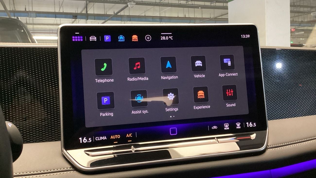 Volkswagen Tiguan Life 1.4L Life | Guaranteed Warranty | 0 Down Payment