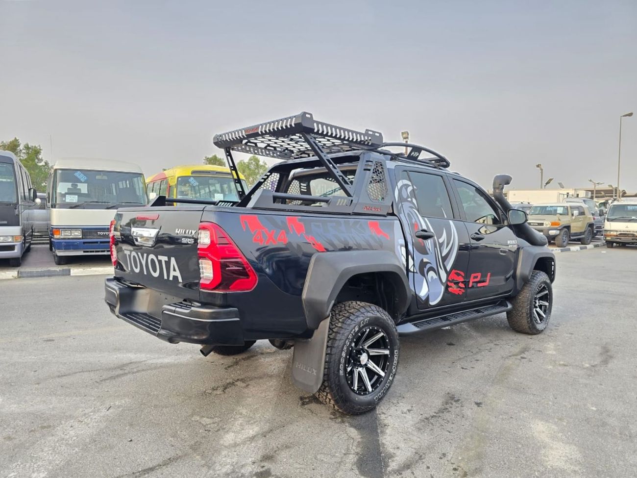 Toyota Hilux TOYOTA HILUX GR PICK UP RHD 2019 MODEL 2.8 L DIESEL AUTOMATIC(PM35445)