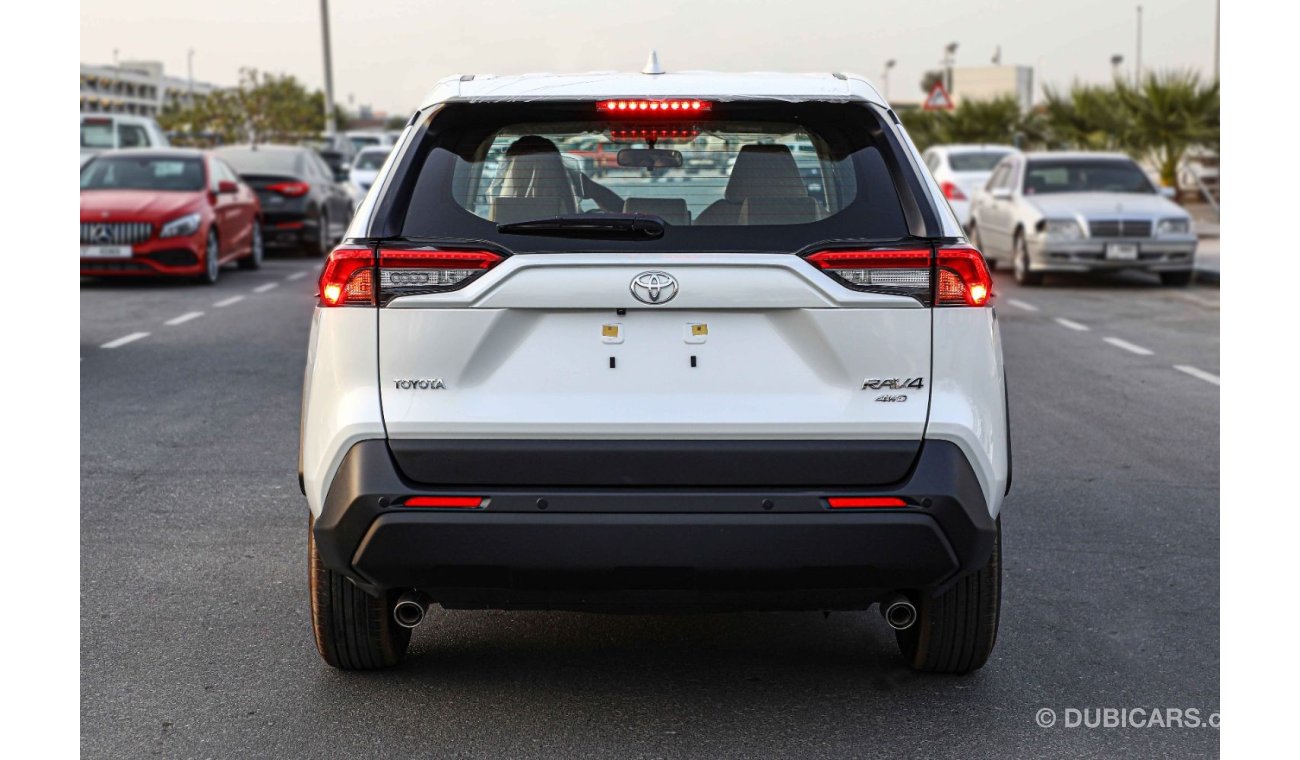 تويوتا راف ٤ 2022 Toyota Rav4 - 2.0L 4x4 Standard LE | Export Only