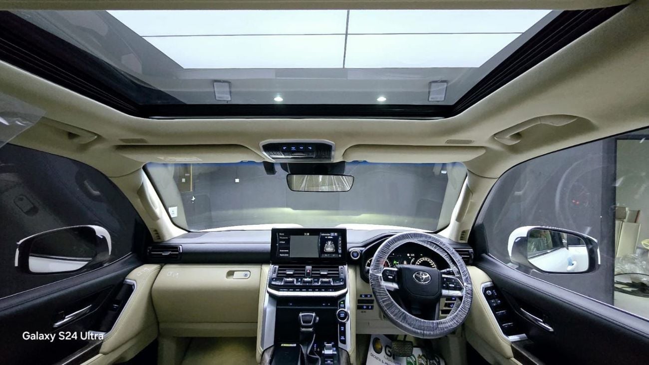 تويوتا لاند كروزر VX 3.3L