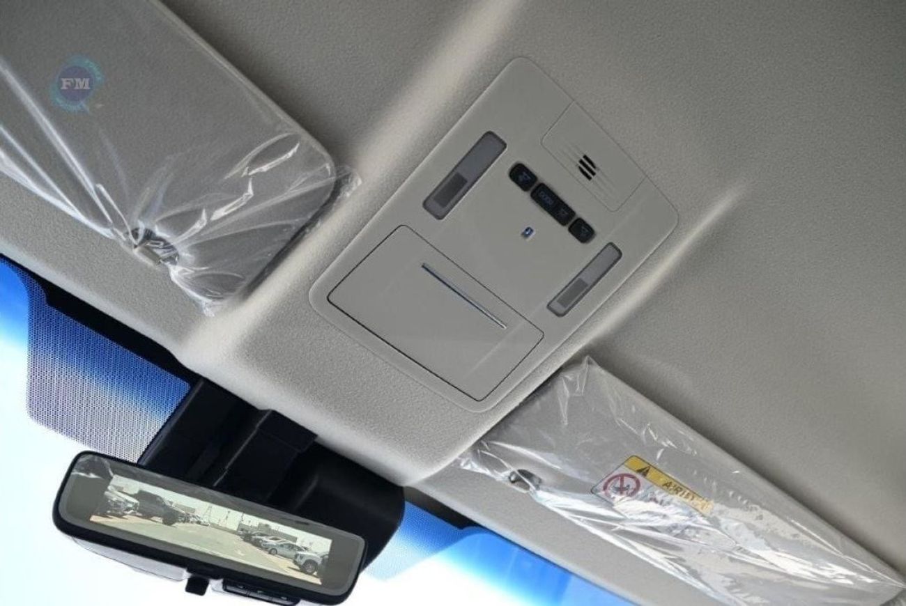 Toyota Granvia V PREMIUM 3.5L Petrol 6-Seater Automatic