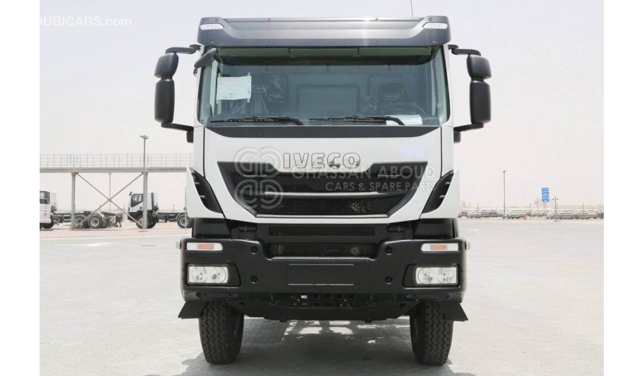 Iveco Trakker Head 6×4 , GCW 130 Ton HP 440, Sleeper Cabin w/ Hub Reduction MY23 Tractor Head Tractor Head(FOR EXP