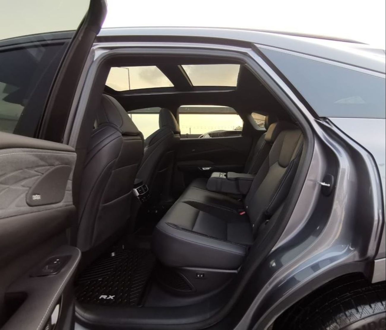 Lexus RX 500h F Sport Performance 2.4L Lexus RX500h Hybrid (F-Sport)-2023 - Grey