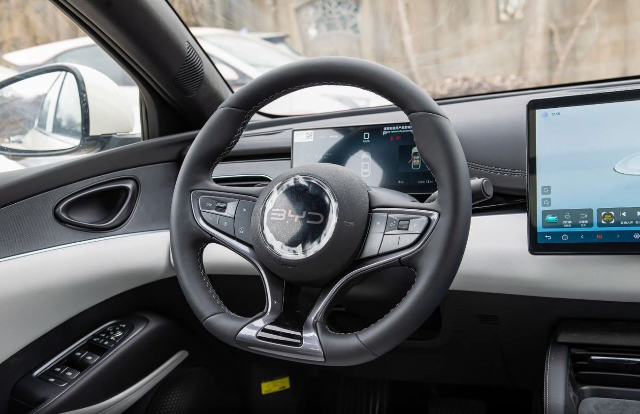 BYD Seal The 2025 BYD Seal 06 DM Intelligent Driving Edition – DM-i 120KM Premium