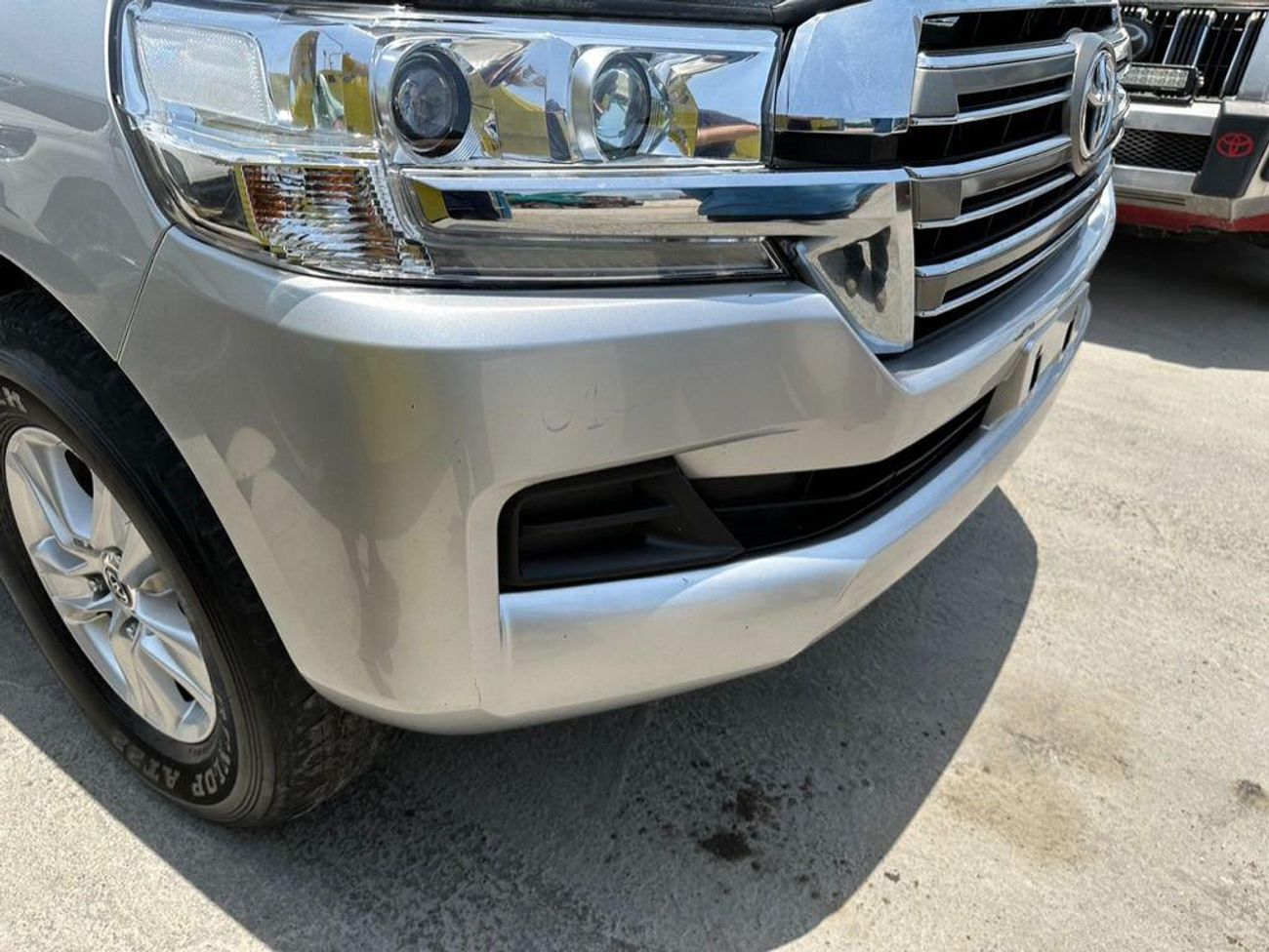 تويوتا لاند كروزر DIESEL 4.5 LITER ,RIGHT HAND DRIVE AUTOMATIC