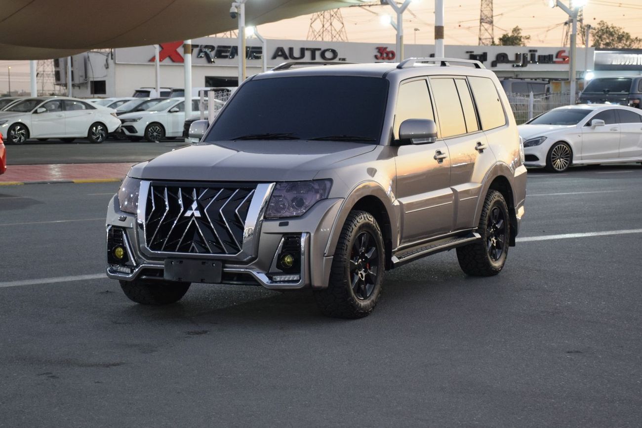 ميتسوبيشي باجيرو Right Hand (Diesel 3.2L)