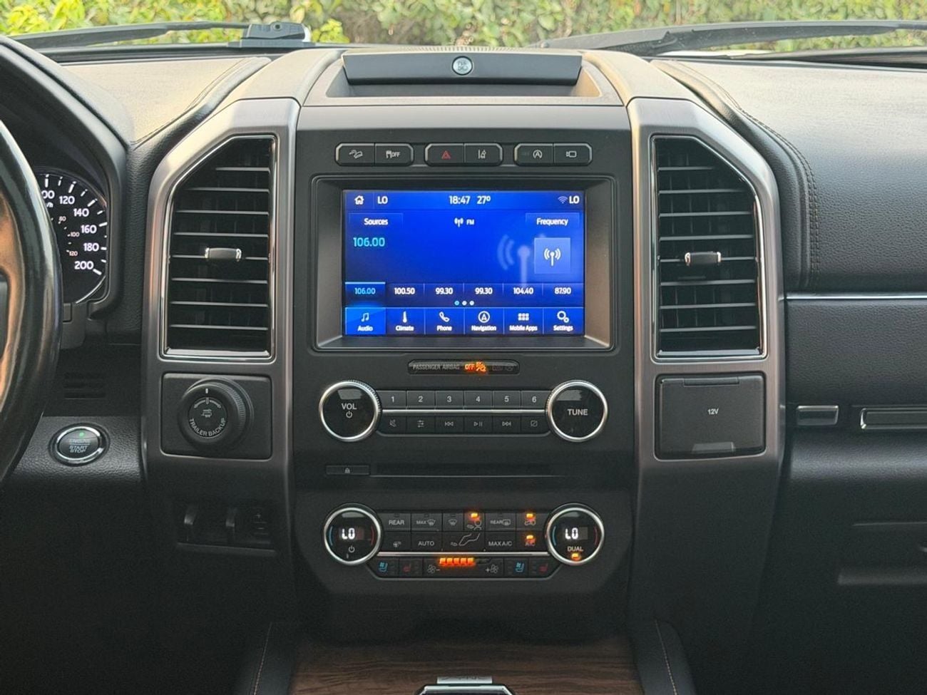 Ford Expedition PLATINUM Ford Expedition Platinum 2018 | GCC Specs | Full Option Full Service History Two Keys